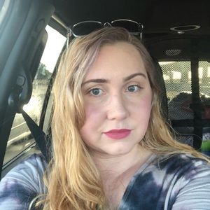 Meet your Posher, Tiffany